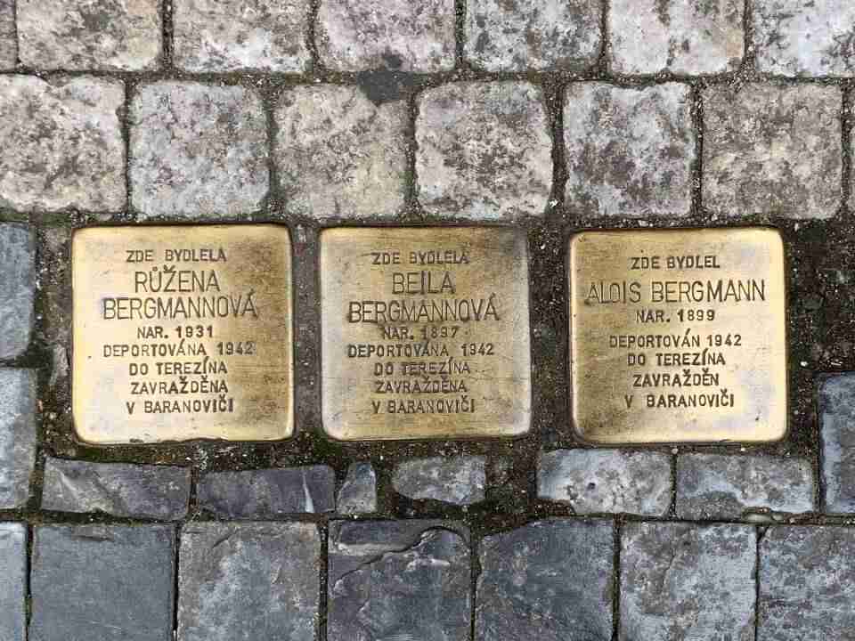 אבני נגף ברובע היהודי בפראג