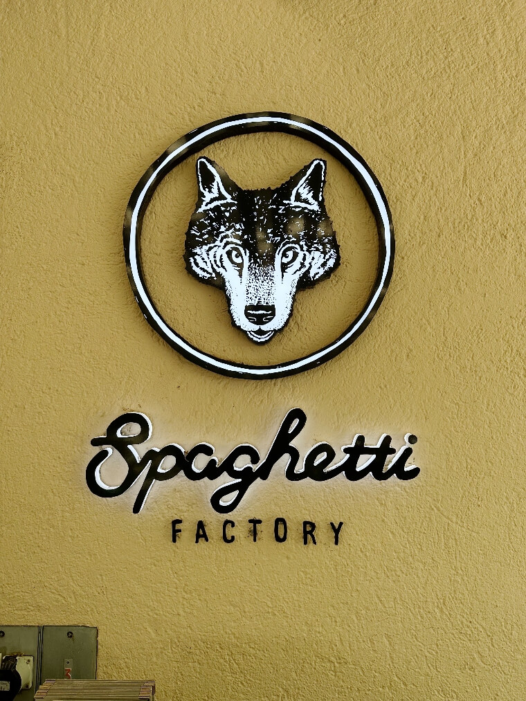 מסעדת Spaghetti Factory ציריך